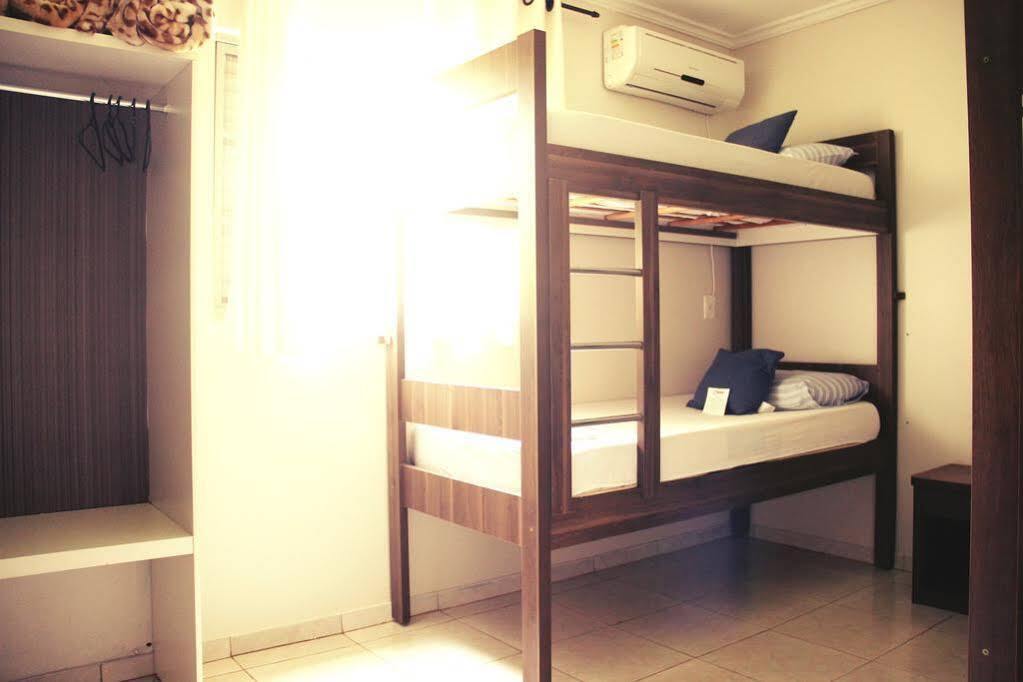 Iguassu Guest House ฟอสดูอีกวาซู ภายนอก รูปภาพ